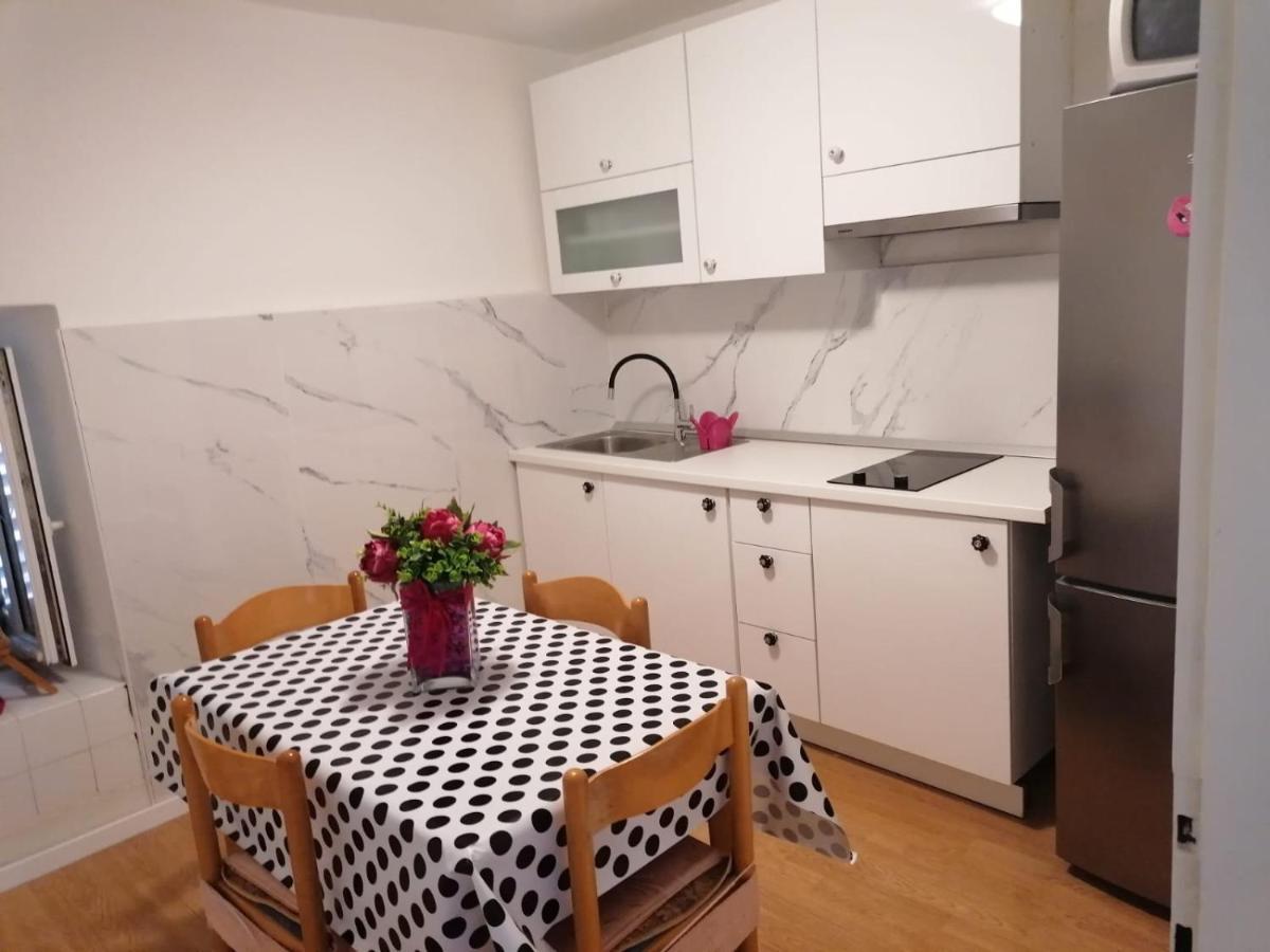 Downtown Dream Makarska Apartment Ngoại thất bức ảnh